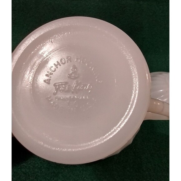 Vintage Anchor Hocking Fire King Milk Glass Swirl Gold Trim Creamer Sugar Bowl - Picture 6 of 7